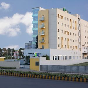 Holiday Inn Express Nashik Indira Nagar By Ihg